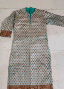 Beautiful Silver Straight Kurti