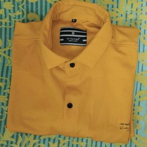 Vintage Mustard Short Sleeve Button Up Shirt