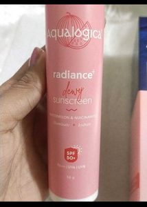Aqualogica Radiance+ Dewy Sunscreen