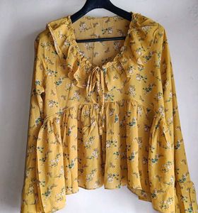 Printed Warped Top💛🕊️