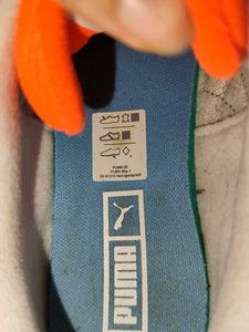 Puma Sneakers