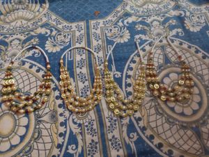 Pearls Necklace Each Piece 330