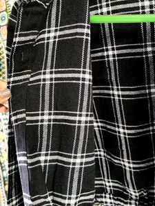 Cropped Plaid Tie-Front Shirt