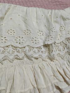 American Egle Lace Trimmed Crop Top
