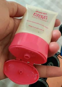 Lakme 9to5 Mouse Foundation &amp; Nykaa Face Pri
