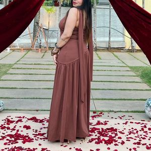 NewMe Elegant Brown Maxi Dress
