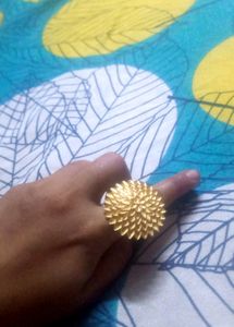 Adjustable Golden Flower Ring