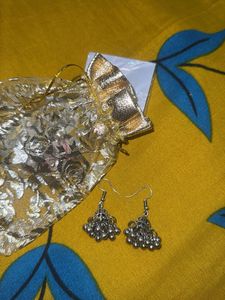 Silver Jhumka Earrings