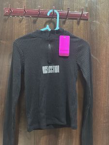 Black Ribbed &#34;REFLECTION&#34; Quarter-Zip Top | S🖤