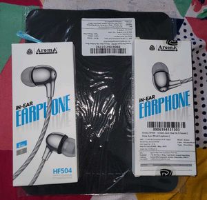 Aroma Combo - 2 Earphones And 1 Gaming Mouse pad