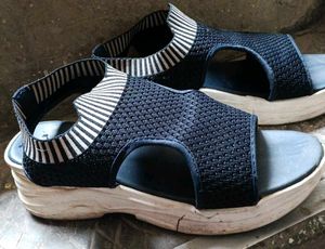 Assorted Women&#39;s Flip Flops