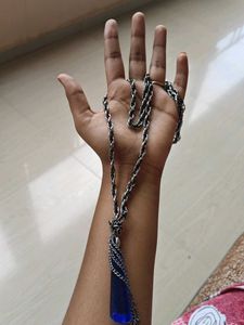 It's A Long Chain Used Style Modern
