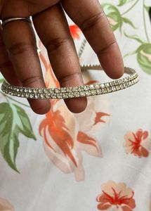 Rhinestone Detail Choker Necklace