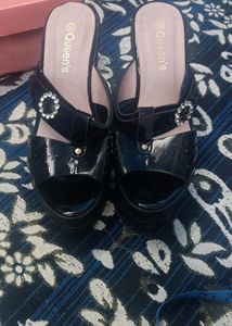 New With Teg Beutiful Sendel