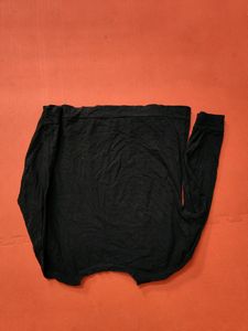 Black Full Sleeves T Shirt (Women&#39;s)