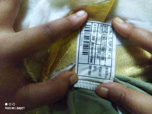 Floral Print Button-Back Top