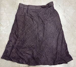 A line office Skirt international brand