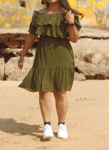 Of Sleeves Green Dress