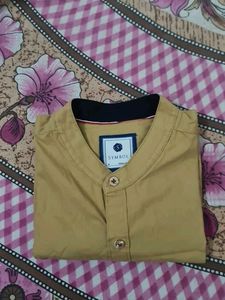 Symbol Casual Shirt - Size M