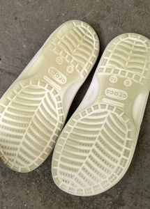 Cross Imported Luxury Slippers 🩴