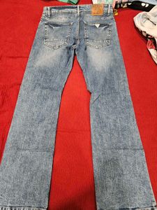 Guess Men’s Jeans – Size 32 | Light Blue Wash