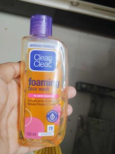 Clean Clear Foaming Fash Wash 100ml