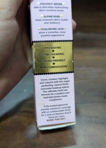 Too Faced Born This Way Concealer💓🥰