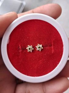 Beautiful New Shaining Stone Studs 😍