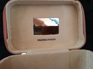 Faces Canada Trousseau Box