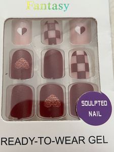 Fantasy Pink Heart Press-On Nails