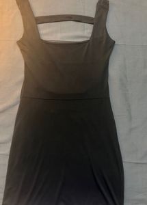 Sleek Black Bodycon Dress (small size)