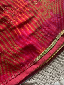 Red Pink Bandhani Saree