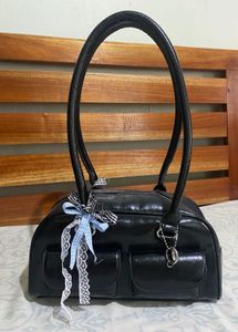 Black Shoulder Bag