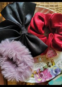 Hair Accessories Bundle with Bracelet and Cluter B