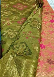 Green &amp; Pink Saree With Stitched Blouse (42 Inch)