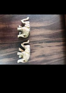 Small Brass Two Elephant And Vase.