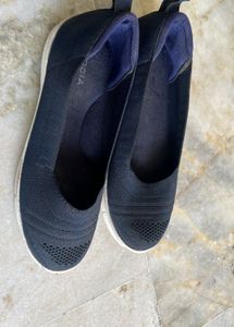 Rocia By Regal Round-Toe Slip-On Ballerinas
