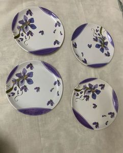 Combo Of Four Quarter Plates