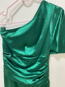 Emerald Green One-Shoulder Dress