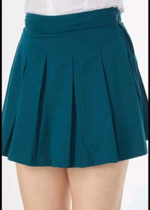 Y2K SKATER SKIRT