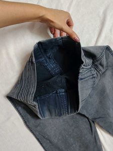 ❗ CLEARANCE ❗ Stylish High-Waisted Charcoal Jeans