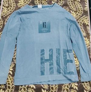 Stylish Blue Graphic T-Shirt