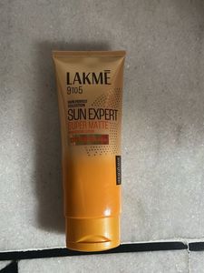 Lakme Super Matte Sunscreeen Spf PA +++