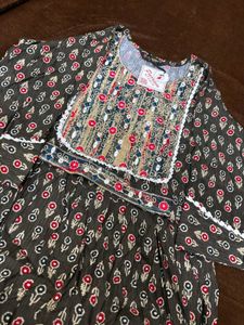 Embroidered Suit Set with Belt