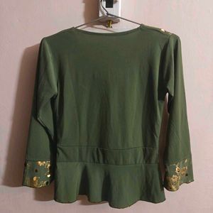 🆕 Green Floral Short Top