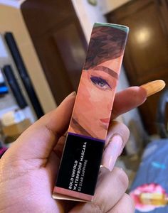 Bold Unfold Star Sapphire Waterproof Mascara