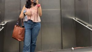 Bow peach peplum Top ♥️