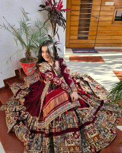 Lahenga Suits