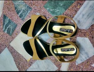 3 Flat Sandals, Bellies, Heels