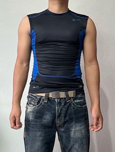 Nike Pro